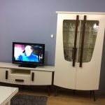 Tv komoda Aida i vitrina Aida