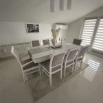 Trpezarijski sto Atlas i stolica Katarina